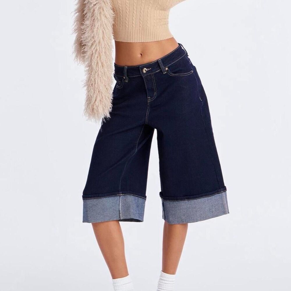 Fashion-nova Women's Navy and Blue Shorts